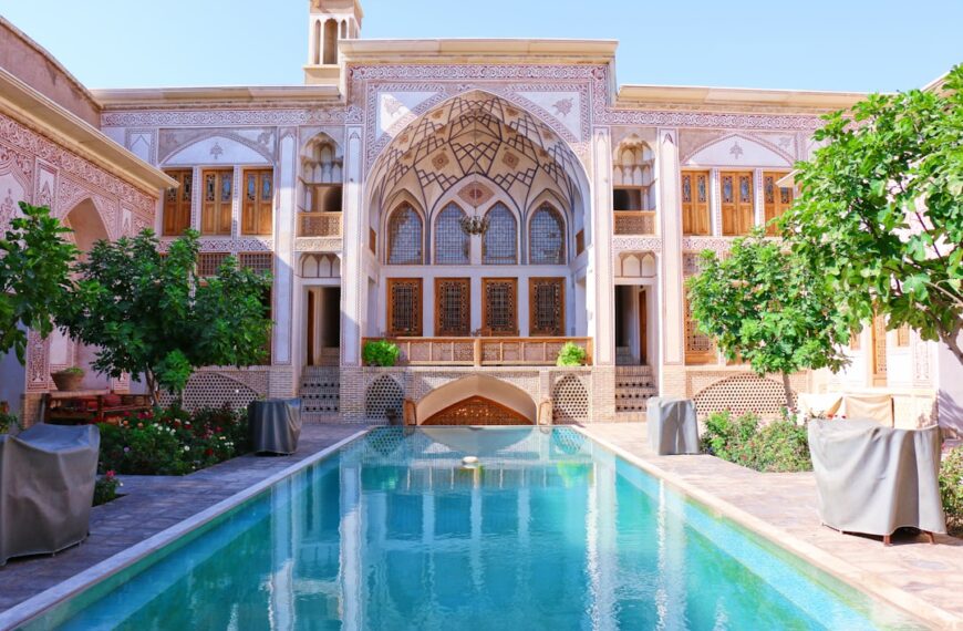 Saffron Trails: A Culinary Journey Through Iran